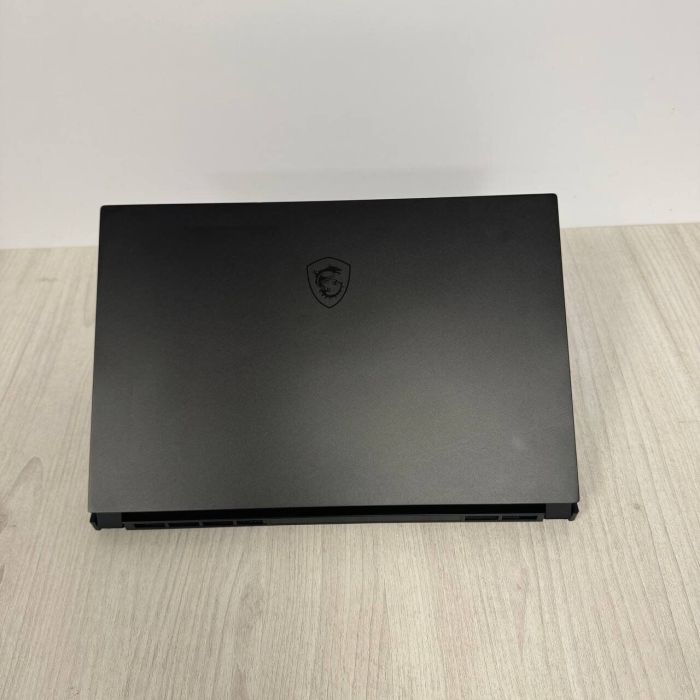 Ігровий ноутбук MSI Creator 15 A11UH / 15,6" (1920x1080) IPS / Intel Core i7-11800H (8 (16) ядер по 1,9 - 4,6 ГГц) / 16 ГБ DDR4 / 512 ГБ SSD / nVidia GeForce RTX 3080, 8 ГБ GDDR6, 256-біт / Веб-камера б/в - изображение 7