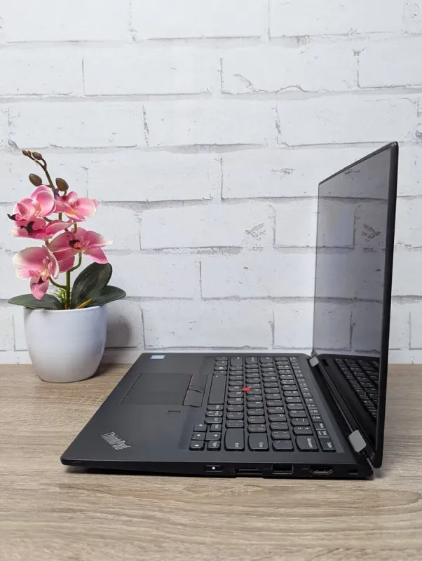 Ультрабук-трансформер Б-клас Lenovo ThinkPad X390 Yoga / 13.3" (1920x1080) TN Touch / Intel Core i5-8265U (4 (8) ядра по 1.6 - 3.9 GHz) / 8 GB DDR4 / 256 GB SSD / Intel UHD Graphics / WebCam б/в - зображення 7