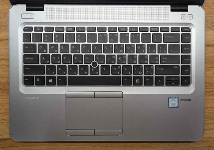 Ультрабук HP EliteBook 840 G4 / 14" (1366x768) TN / Intel Core i7-7600U (2 (4) ядра по 2.8 - 3.9 GHz) / 8 GB DDR4 / 240 GB SSD / Intel HD Graphics 620 / WebCam / Fingerprint / Windows 10 б/в - зображення 3