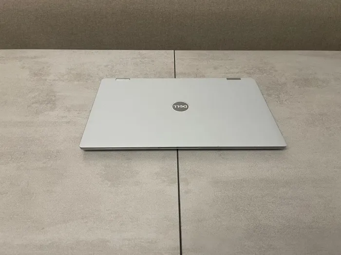 Ноутбук-трансформер Б-клас Dell Latitude 9520 2-in-1 / 15.6" (1920x1080) IPS Touch / Intel Core i5-1145G7 (4 (8) ядер по 4.4 GHz) / 16 GB DDR4 / 256 GB SSD M.2 / Intel Iris Xe Graphics / WebCam б/в - зображення 9