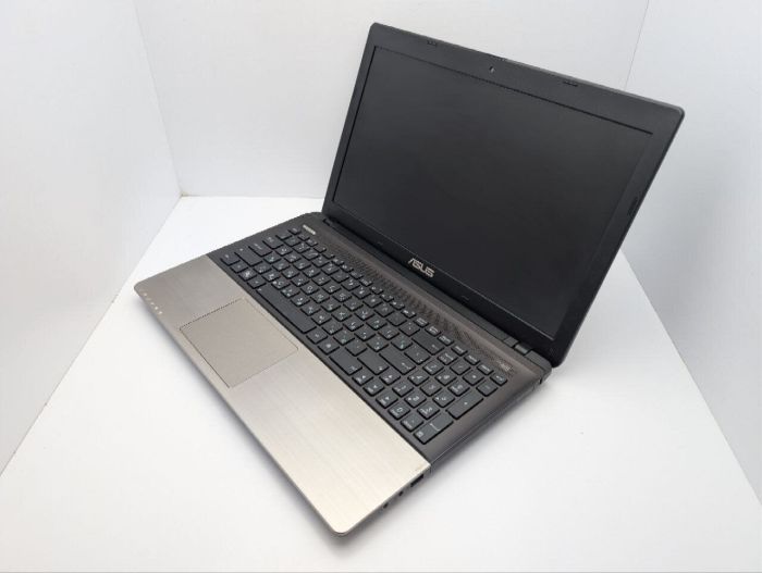 Ноутбук Asus K55A / 15.6" (1366x768) TN / Intel Core i3-3110M (2 (4) ядра по 2.4 GHz) / 8 GB DDR3 / 120 GB SSD / Intel HD Graphics 4000 / WebCam б/в - зображення 7