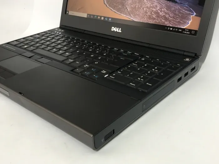 Мобільна робоча станція Б-класу Dell Precision M4800 / 15.6" (1920x1080) TN / Intel Core i7-4800MQ (4 (8) ядра по 2,7 - 3,7 ГГц) / 16 ГБ DDR3 / 256 ГБ SSD / nVidia Quadro K1100M, 2 ГБ GDDR5, 128-біт / WebCam / DVD-ROM б/в - зображення 8