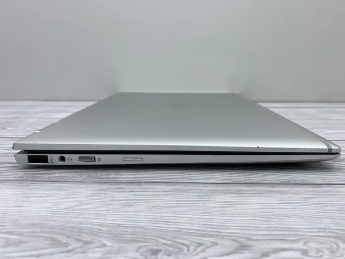Ноутбук-трансформер Б-клас HP EliteBook x360 1030 G4 / 13.3" (1920x1080) IPS Touch / Intel Core i5-8365U (4 (8) ядра по 1.6 - 4.1 GHz) / 8 GB DDR4 / 240 GB SSD / Intel HD Graphics 620 / WebCam б/в - зображення 4