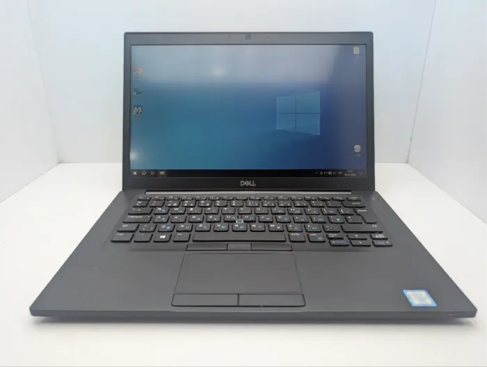 Ноутбук Dell Latitude 7490 / 14" (1920x1080) IPS / Intel Core i5-7300U (2 (4) ядра по 2.6 - 3.5 GHz) / 8 GB DDR4 / 128 GB SSD / Intel HD Graphics 620 / WebCam б/в - зображення 2