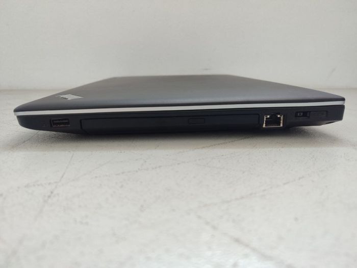 Ноутбук Lenovo ThinkPad E540 / 15.6" (1920x1080) TN / Intel Core i7-4600M (2 (4) ядра по 2.9 - 3.6 GHz) / 16 GB DDR3 / 240 GB SSD / nVidia GeForce GT 740M, 2 GB GDDR3, 64-bit / WebCam / DVD-ROM б/в - зображення 4