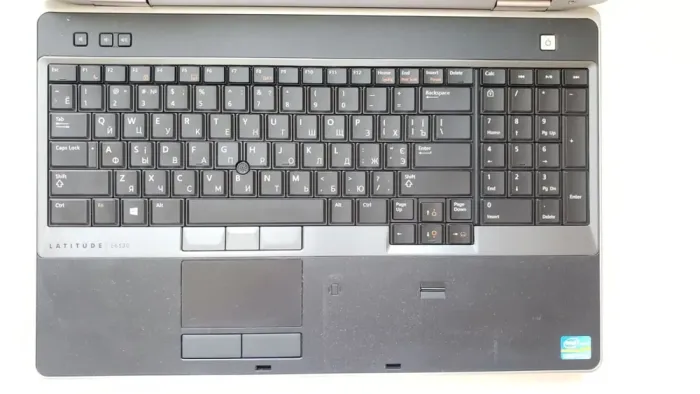 Ноутбук Dell Latitude E6530 / 15.6" (1920x1080) TN / Intel Core i7-3540M (2 (4) ядра по 3.0 - 3.7 GHz) / 8 GB DDR3 / 256 GB SSD / nVidia NVS 5200M, 1 GB DDR3, 64-bit / WebCam б/в - зображення 3