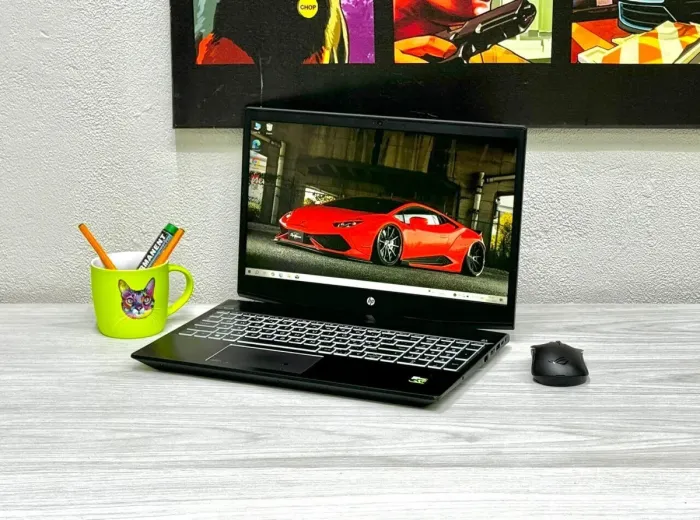 Ігровий ноутбук Б-клас HP Pavilion Gaming 15 / 15.6" (1920x1080) IPS / Intel Core i5-8300H (4 (8) ядра по 2.3 - 4.0 GHz) / 8 GB DDR4 / 256 GB SSD M.2 / nVidia GeForce GTX 1050, 2 GB GDDR5, 128-bit / WebCam / Win 10 Home б/в - зображення 4