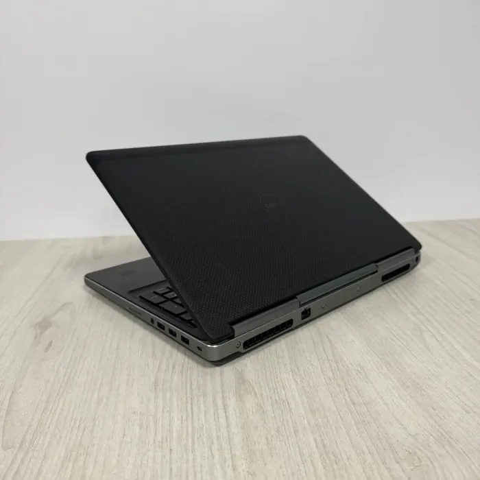 Мобільна робоча станція Dell Precision 7510 / 15,6" (1920x1080) IPS / Intel Core i7-6820HQ (4 (8) ядра по 2,7 - 3,6 ГГц) / 16 ГБ DDR4 / 256 ГБ SSD / nVidia Quadro M2000M, 4 ГБ GDDR5, 128-біт / WebCam б/в - зображення 6