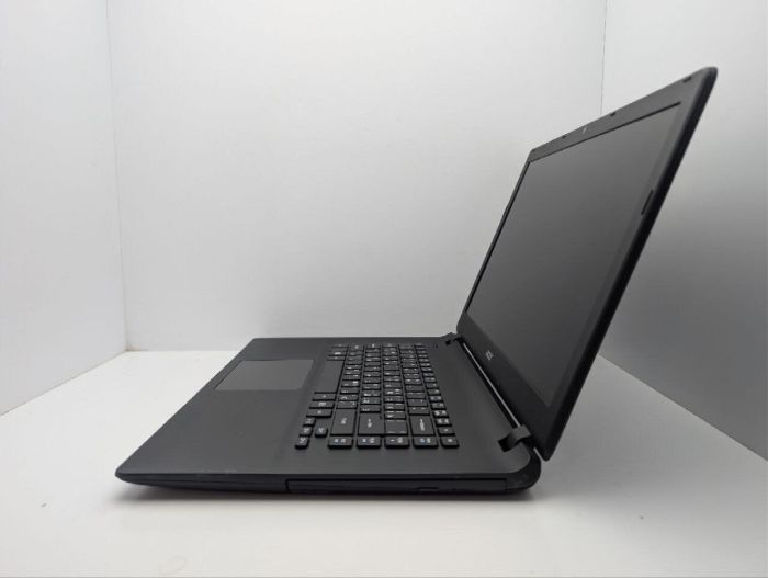 Ноутбук Acer Aspire ES1-521 / 15.6" (1366x768) TN / AMD E2-6110 (4 ядра по 1.5 GHz) / 8 GB DDR3 / 128 GB SSD / AMD Radeon R2 Graphics / WebCam / DVD-ROM б/в - зображення 5