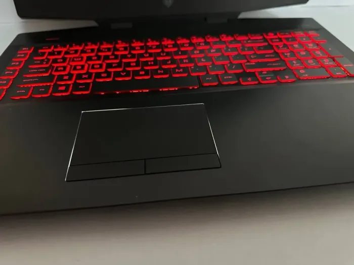 Ігровий ноутбук HP Omen 17t-cb000 / 17.3" (1920x1080) IPS / Intel Core i5-9300H (4 (8) ядра по 2.4 - 4.1 GHz) / 16 GB DDR4 / 500 GB SSD / nVidia GeForce GTX 1650, 4 GB GDDR6, 128-bit / WebCam б/в - зображення 9