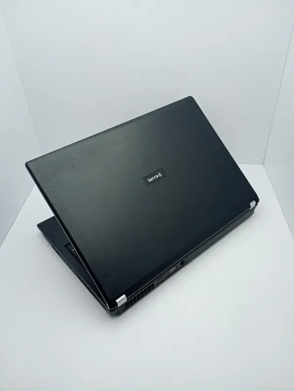 Ноутбук Asus Terra 171 / 17.1" (1440x900) TN / Intel Core 2 Duo P8600 (2 ядра по 2.4 GHz) / 4 GB DDR2 / 160 GB HDD / nVidia GeForce 9600M GT, 512 MB GDDR2, 128-bit / WebCam б/в - зображення 8