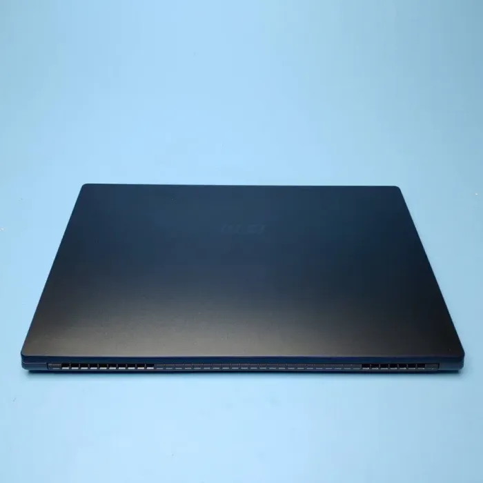 Ігровий ультрабук MSI Prestige 15 A11SCX / 15.6" (1920x1080) IPS / Intel Core i7-1185G7 (4 (8) ядра по 3.0 - 4.8 GHz) / 16 GB DDR4 / 512 GB SSD / nVidia GeForce GTX 1650 Max-Q, 4 GB GDDR5, 128-bit / WebCam / Win 11 Home б/в - зображення 3