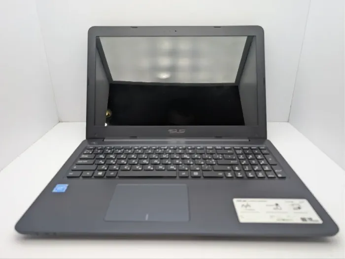 Ноутбук Asus E502M / 15.6" (1366x768) TN / Intel Celeron N2940 (4 ядра по 1.83 - 2.25 GHz) / 4 GB DDR3 / 120 GB SSD / Intel HD Graphics 505 / WebCam б/в - зображення 3