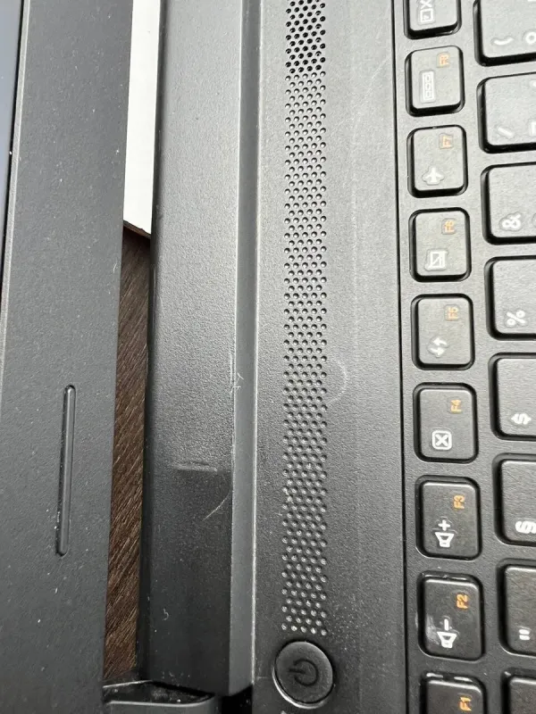 Ноутбук Б-клас Lenovo B50-10 / 15.6" (1366x768) TN / Intel Celeron N2840 (2 ядра по 2.16 - 2.58 GHz) / 4 GB DDR3 / 120 GB SSD / Intel HD Graphics / WebCam б/в - зображення 6