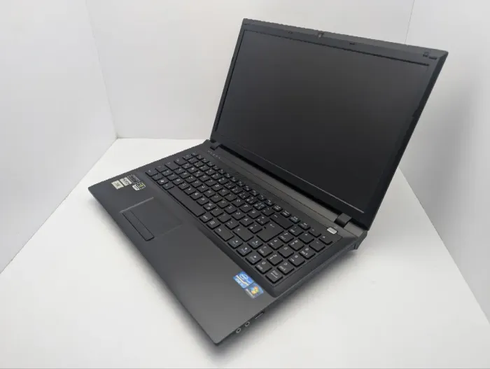 Ноутбук Terra Mobile 1547Q / 15.6" (1366x768) TN / Intel Core i3-3120M (2 (4) ядра по 2.5 GHz) / 6 GB DDR3 / 1000 GB HDD / nVidia GeForce GT 635M, 1 GB GDDR3, 128-bit / WebCam / DVD-ROM б/в - зображення 7