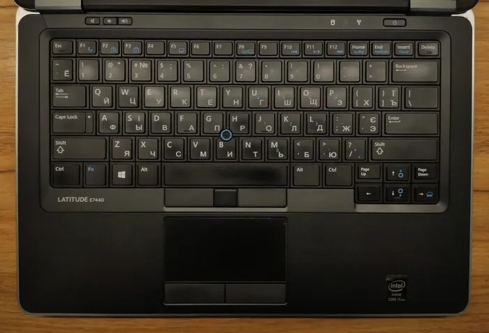 Ноутбук Б-клас Dell Latitude E7440 / 14" (1366x768) TN / Intel Core i7-4600U (2 (4) ядра по 2.1 - 3.3 GHz) / 8 GB DDR3 / 256 GB SSD / Intel HD Graphics 4400 / WebCam / Windows 10 б/в - зображення 5