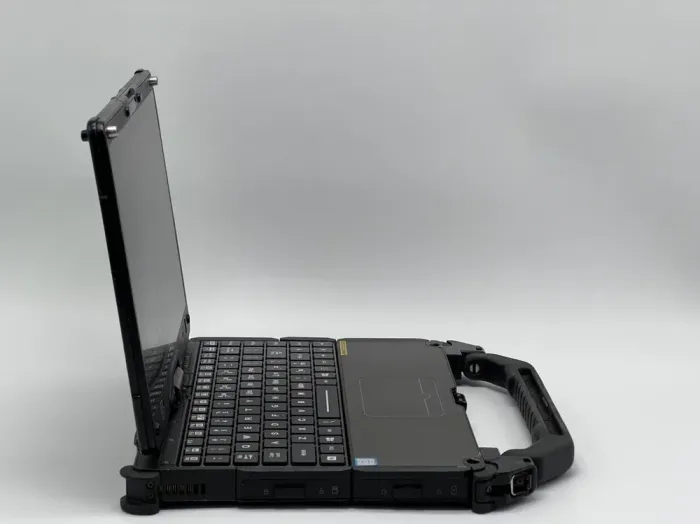Захищений ноутбук-трансформер Б-клас Getac V110 G2 Rugged / 11.6" (1366x768) IPS Touch / Intel Core i5-5300U (2 (4) ядра по 2.3 - 2.9 GHz) / 8 GB DDR3 / 120 GB SSD / Intel HD Graphics 5500 / WebCam / HDMI / LTE б/в - зображення 3