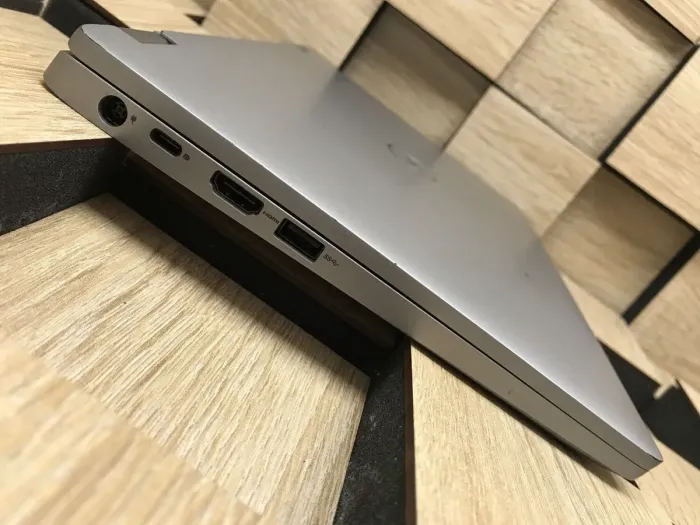 Ноутбук-трансформер Б-клас Dell Latitude 5310 2-in-1 / 13.3" (1920x1080) IPS Touch / Intel Core i7-10610U (4 (8) ядра по 1.8 - 4.9 GHz) / 8 GB DDR4 / 256 GB SSD M.2 / Intel UHD Graphics / WebCam / Windows 10 б/в - зображення 5