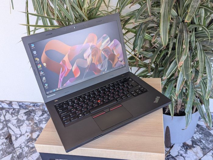Ноутбук Б-клас Lenovo ThinkPad L450 / 14" (1366x768) TN / Intel Core i3-5005U (2 (4) ядра по 2.0 GHz) / 8 GB DDR3 / 128 GB SSD / Intel HD Graphics 5500 / WebCam б/в - зображення 4