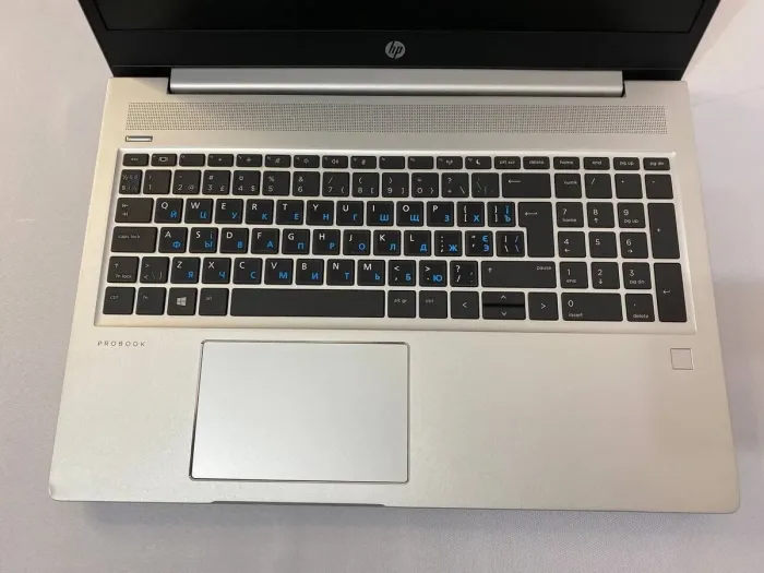 Ультрабук HP ProBook 455 G7 / 15.6" (1366x768) TN / AMD Ryzen 3 4300U (4 ядра по 2.7 - 3.7 GHz) / 8 GB DDR4 / 128 GB SSD / AMD Radeon Graphics / WebCam / HDMI б/в - зображення 5