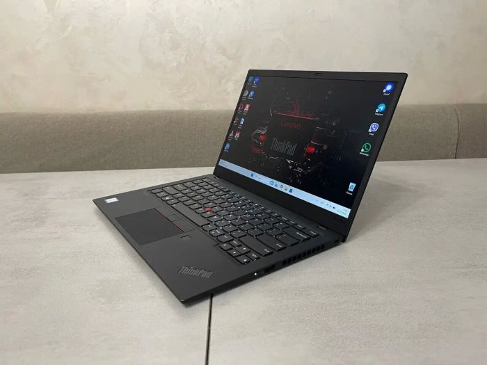 Ультрабук Lenovo ThinkPad X1 Carbon (7th Gen) / 14" (2560x1440) IPS / Intel Core i7-8665U (4 (8) ядра по 1.9 - 4.8 GHz) / 16 GB DDR3 / 512 GB SSD M.2 / Intel UHD Graphics 620 / WebCam / Fingerprint / USB 3.1 / HDMI б/в - зображення 5