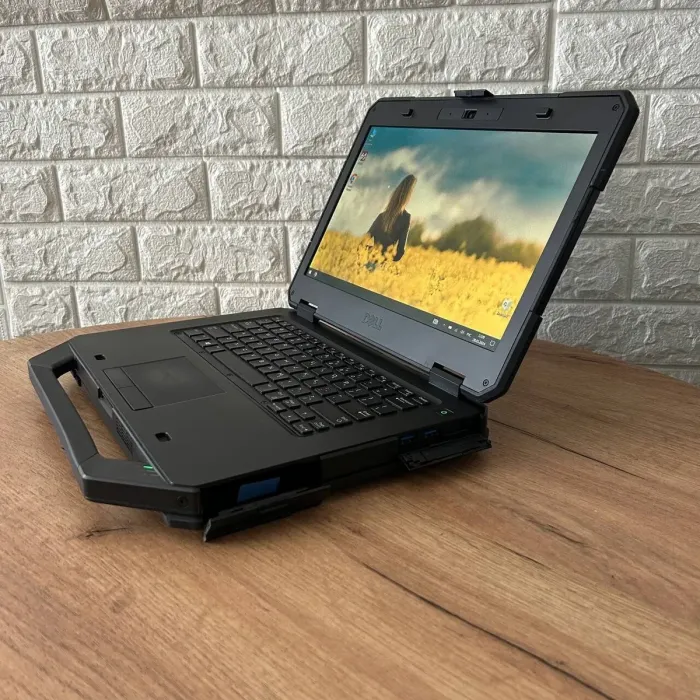 Захищений ноутбук Б-клас Dell Latitude 5414 Rugged / 14" (1920x1080) IPS Touch / Intel Core i5-6300U (2 (4) ядра по 2.4 - 3.0 GHz) / 8 GB DDR4 / 256 GB SSD / Intel HD Graphics 520 / WebCam б/в - зображення 5