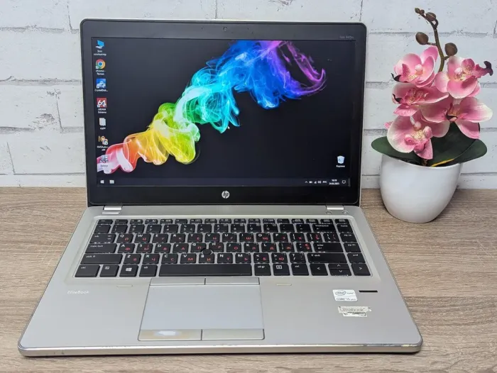 Ультрабук Б-клас HP EliteBook Folio 9470m / 14" (1366x768) TN / Intel Core i5-3427U (2 (4) ядра по 1.8 - 2.8 GHz) / 8 GB DDR3 / 128 GB SSD / Intel HD Graphics 4000 / WebCam б/в - зображення 2
