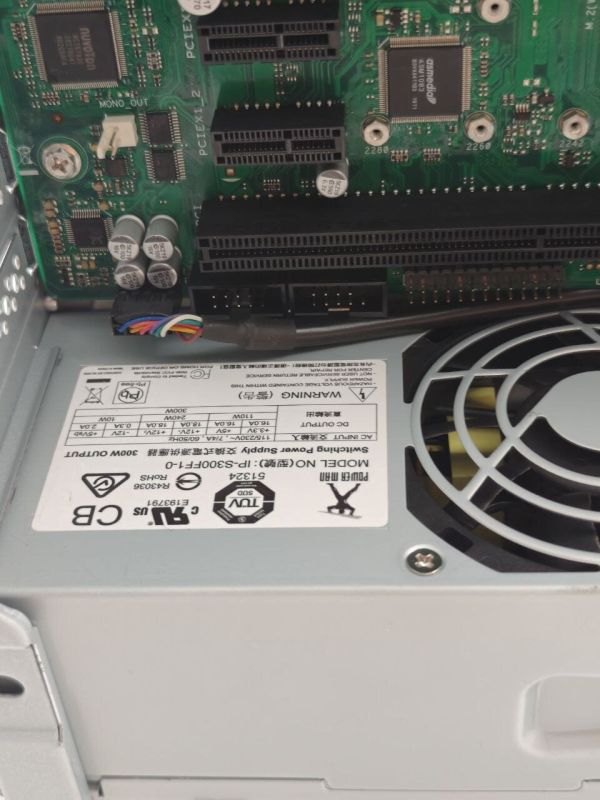 Комп'ютер Б-клас ByteSpeed SFF / Intel Core i7-9700 (8 ядер по 3,0 - 4,7 ГГц) / 8 ГБ DDR4 / 256 ГБ SSD / Intel UHD Graphics 630 / HDMI / DisplayPort / VGA / DVD-ROM б/в - зображення 11