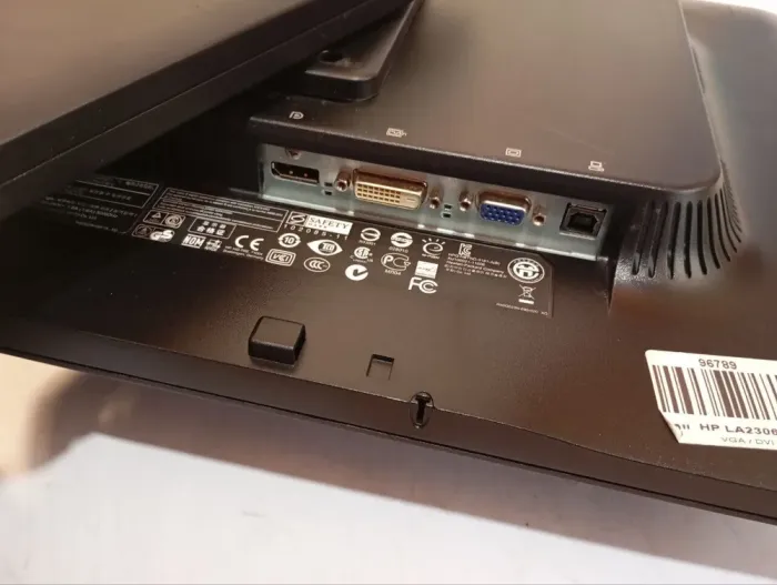 Комплект ПК Б-клас: HP Compaq 6000 Pro SFF / Intel Core 2 Quad Q8300 (4 ядра по 2.5 GHz) / 8 GB DDR3 / 120 GB SSD / Intel GMA Graphics 4500 / DVD-RW + Монітор HP Compaq LA2306x / 23" (1920x1080) IPS / DP, DVI, VGA, USB 2.0 / VESA 100x100 б/в - зображення 9