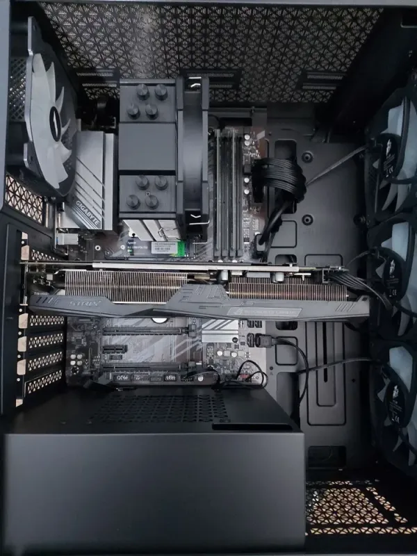 Ігровий ПК 1stPlayer Ariya AY7 Tower / Intel Core i5-9400 (6 ядер по 2.9 - 4.1 GHz) / 16 GB DDR4 / 512 GB SSD M.2 + 480 GB SSD / AMD Radeon RX 580, 8 GB GDDR5, 256-bit / 500W б/в - зображення 6