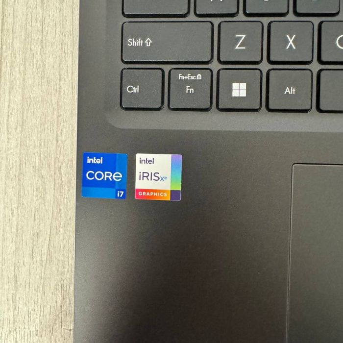 Ультрабук Б-клас Asus VivoBook 16 F1605VA / 16" (1920x1200) IPS / Intel Core i7-1355U (10 (12) ядер по 1.7 - 5.0 GHz) / 16 GB DDR4 / 512 GB SSD NVMe / Intel Iris Xe Graphics / WebCam б/в - зображення 8