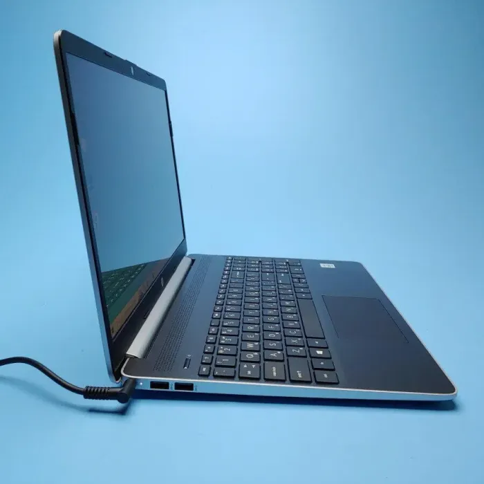 Ультрабук HP 15-dy1751ms / 15.6" (1366x768) TN Touch / Intel Core i5-1035G1 (4 (8) ядра по 1-3.6 GHz) / 8 GB DDR4 / 512 GB SSD / Intel UHD Graphics / WebCam / Win 10 Home б/в - зображення 4