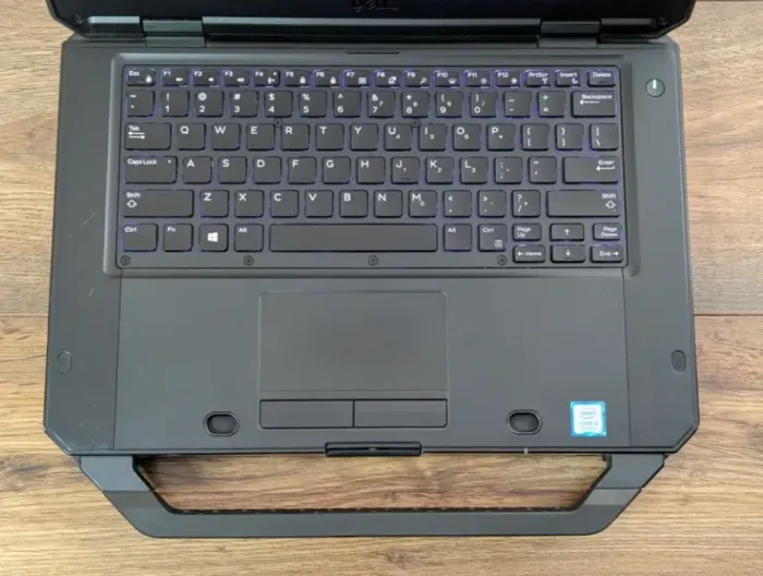 Захищений ноутбук Б-клас Dell Latitude 5424 Rugged / 14" (1920x1080) IPS / Intel Core i5-8350U (4 (8) ядра по 1.7 - 3.6 GHz) / 8 GB DDR4 / 256 GB SSD / Intel UHD Graphics 620 / WebCam / Windows 11 б/в - зображення 3