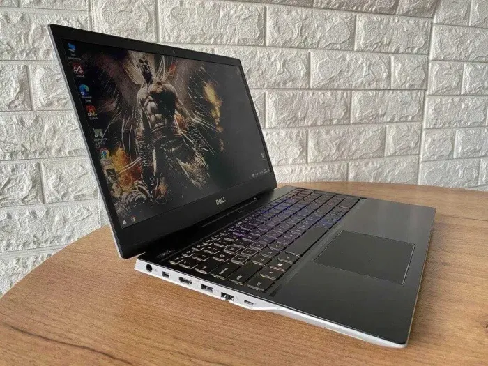 Ігровий ноутбук Dell G5 SE 5505 / 15.6" (1920x1080) IPS / AMD Ryzen 5 4600H (6 (12) ядер по 3.0 - 4.0 GHz) / 16 GB DDR4 / 256 GB SSD M.2 / AMD Radeon RX 5600M, 6 GB GDDR6, 192-bit / WebCam б/в - зображення 4