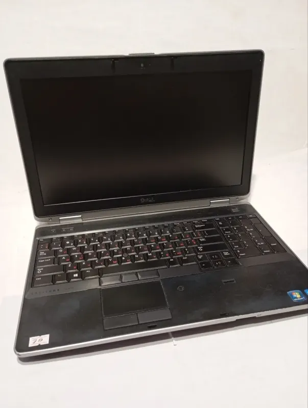 Ноутбук Б-клас Dell Latitude E6530 / 15,6" (1366x768) TN / Intel Core i5-3340M (2 (4) ядра по 2,7 - 3,4 ГГц) / 8 ГБ DDR3 / 120 ГБ SSD / Intel HD Graphics 4000 / Веб-камера / DVD-RW / АКБ не тримає заряд б/в - зображення 3