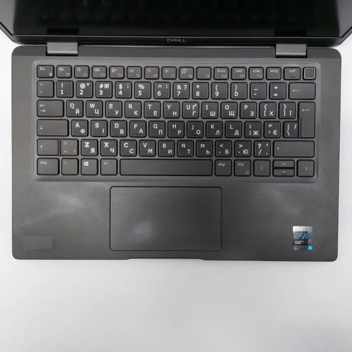 Ультрабук Б-клас Dell Latitude 7320 / 13.3" (1920x1080) IPS / Intel Core i5-1145G7 (4 (8) ядра по 2.6 - 4.4 GHz) / 16 GB DDR4 / 256 GB SSD / Intel Iris Xe Graphics / WebCam б/в - зображення 3