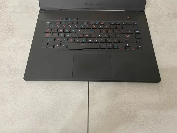 Ігровий ноутбук Asus ROG Zephyrus M GU502GU / 15.6" (1920x1080) IPS / Intel Core i7-9750H (6 (12) ядра по 2.6 - 4.5 GHz) / 16 GB DDR4 / 512 GB SSD M.2 / nVidia GeForce GTX 1660 Ti, 6 GB GDDR6, 192-bit / HDMI б/в - зображення 6