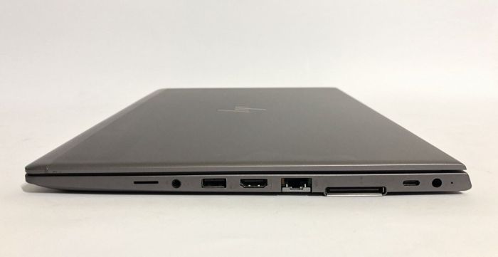 Ультрабук Б-клас HP ZBook 14u G5 / 14" (1920x1080) IPS / Intel Core i7-8650U (4 (8) ядра по 1.9 - 4.2 GHz) / 16 GB DDR4 / 512 GB SSD NVMe / AMD Radeon Pro WX 3100, 2 GB GDDR5, 128-bit / WebCam / Win 10 Pro б/в - зображення 5