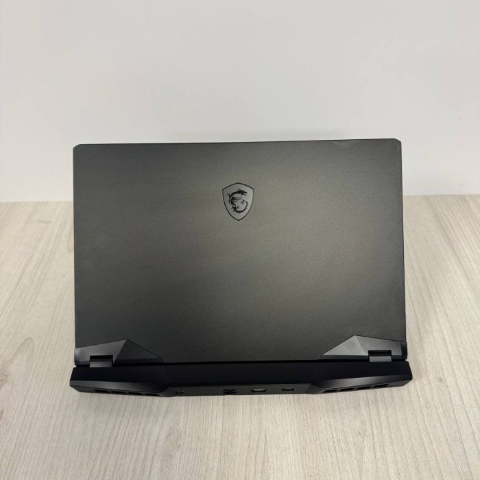 Ігровий ноутбук MSI GP66 Leopard 11UH / 15,6" (1920x1080) IPS / Intel Core i7-11800H (8 (16) ядер по 1,9 - 4,6 ГГц) / 16 ГБ DDR4 / 512 ГБ SSD / nVidia GeForce RTX 3080, 8 ГБ GDDR6, 256-біт / Веб-камера б/в - зображення 8