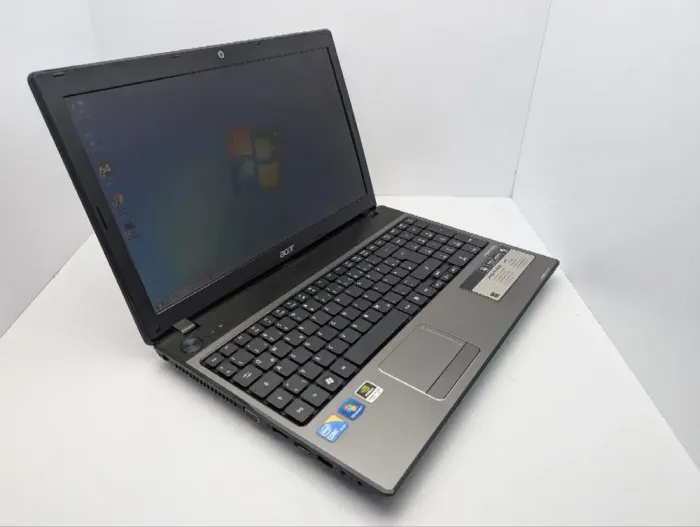 Ноутбук Acer Aspire 5741G / 15.6" (1366x768) TN / Intel Core i5-430M (2 (4) ядра по 2.26 - 2.53 GHz) / 6 GB DDR3 / 500 GB HDD / nVidia GeForce GT 320M, 1 GB GDDR3, 64-bit / WebCam / DVD-ROM б/в - зображення 6