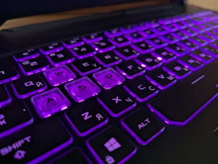 Ігровий ноутбук Asus TUF Gaming A15 FA566IV / 15.6" (1920x1080) IPS / AMD Ryzen 7 4800H (8 (16) ядер по 2.9 - 4.2 GHz) / 16 GB DDR4 / 1000 GB SSD / nVidia GeForce RTX 2060, 6 GB GDDR6, 192-bit / WebCam / Windows 10 б/в - зображення 6