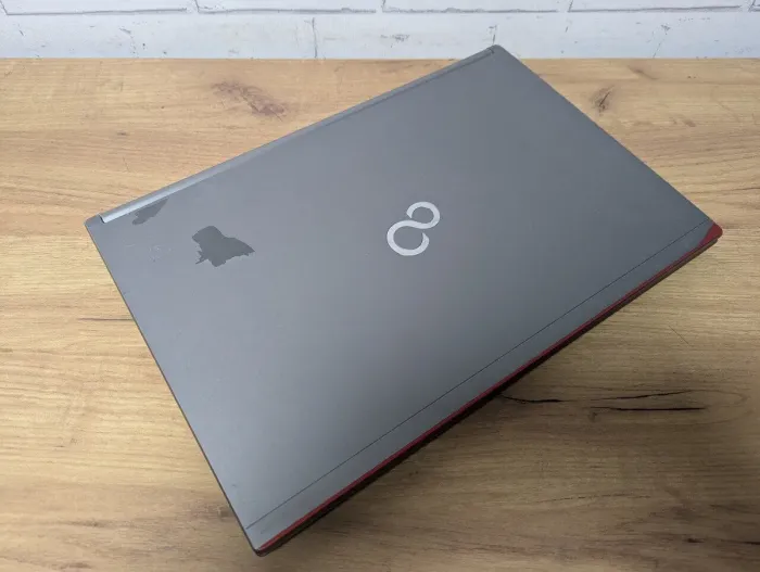 Ноутбук Б-клас Fujitsu LifeBook E754 / 15.6" (1366x768) TN / Intel Core i5-4300M (2 (4) ядра по 2.6 - 3.3 GHz) / 8 GB DDR3 / 128 GB SSD / Intel HD Graphics 4600 / WebCam / Без АКБ б/в - зображення 8