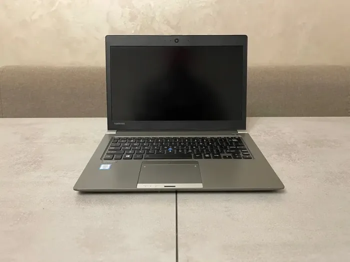 Ультрабук Б-клас Toshiba Portege Z30-C / 13.3" IPS / Core i7-6600U (2(4) ядра по 2.6-3.4GHz) / 8GB DDR3 / 256GB SSD M.2 / HD Graphics 520 / WebCam б/в - зображення 5
