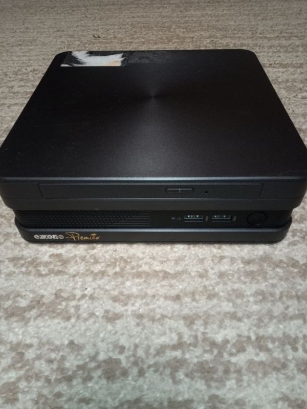 Неттоп Б-клас Exone Premico 5201 USFF / Intel Pentium G4400T (2 ядра по 2.9 GHz) / 4 GB DDR4 / 120 GB SSD / Intel HD Graphics 510 / Wi-Fi б/в - зображення 2