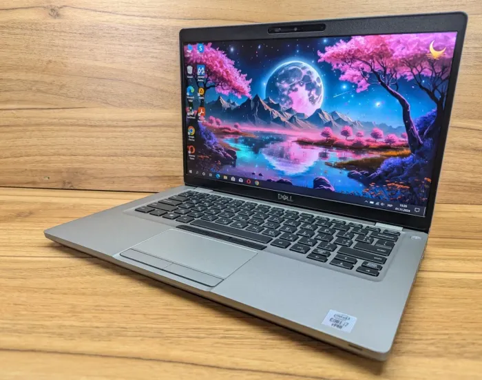 Ультрабук Dell Latitude 5410 / 14" (1920x1080) IPS / Intel Core i7-10610U (4 (8) ядра по 1.8 - 4.9 GHz) / 16 GB DDR4 / 512 GB SSD / Intel UHD Graphics / WebCam / Windows 10 б/в - зображення 5