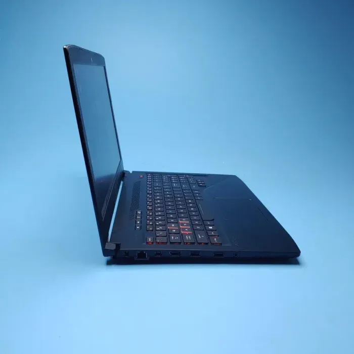 Ігровий ноутбук Asus ROG GL503VM / 15.6" (1920x1080) IPS / Intel Core i7-7700HQ (4 (8) ядра по 2.8 - 3.8 GHz) / 16 GB DDR4 / 480 GB SSD + 500 GB HDD / nVidia GeForce GTX 1060, 3 GB GDDR5, 192-bit / WebCam / Win 10 Home б/в - зображення 3