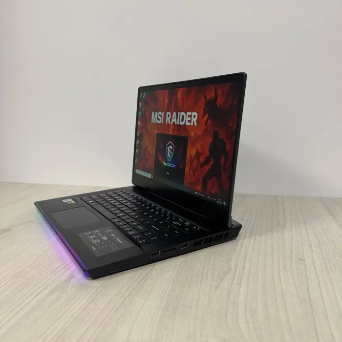 Ігровий ноутбук MSI GE66 Raider 10SFS / 15.6" (1920x1080) IPS / Intel Core i7-10750H (6 (12) ядер по 2,6 - 5,0 ГГц) / 32 ГБ DDR4 / 1000 ГБ SSD NVMe / nVidia GeForce RTX 2070 Super, 8 ГБ GDDR6, 256-bit / WebCam б/в - зображення 5