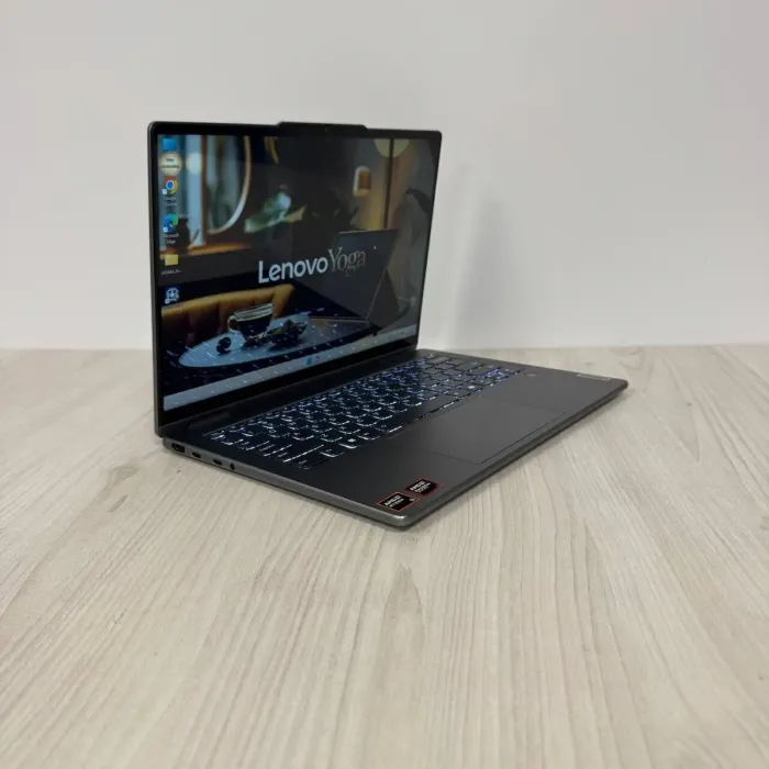 Ультрабук-трансформер Lenovo Yoga 7 14AHP9 / 14" (1920x1200) IPS Touch / AMD Ryzen 5 8640HS (6 (12) ядер по 3.5 - 4.9 GHz) / 8 GB DDR5 / 512 GB SSD NVMe / AMD Radeon 760M Graphics / WebCam б/в - зображення 4