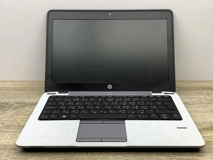 Нетбук Б-клас HP EliteBook 820 G1 / 12.5" (1366x768) TN / Intel Core i5-4200U (2 (4) ядра по 1.6 - 2.6 GHz) / 8 GB DDR3 / 240 GB SSD / Intel HD Graphics 4400 / WebCam / Fingerprint б/в - зображення 2