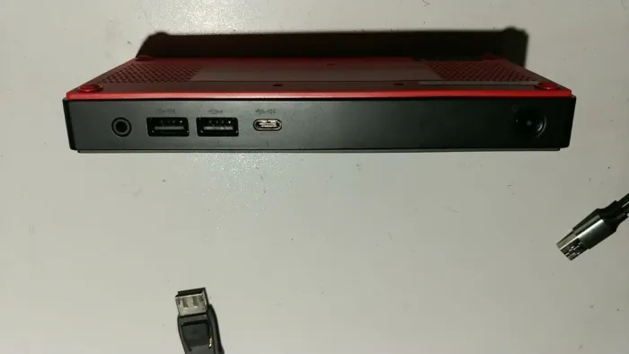 Неттоп Lenovo ThinkCentre M75n USFF / AMD Ryzen 5 3500U (4 (8) ядра по 2.1 - 3.7 GHz) / 8 GB DDR4 / 256 GB SSD / AMD Radeon Vega 8 Graphics / DisplayPort / Wi-Fi + Блок живлення б/в - зображення 14